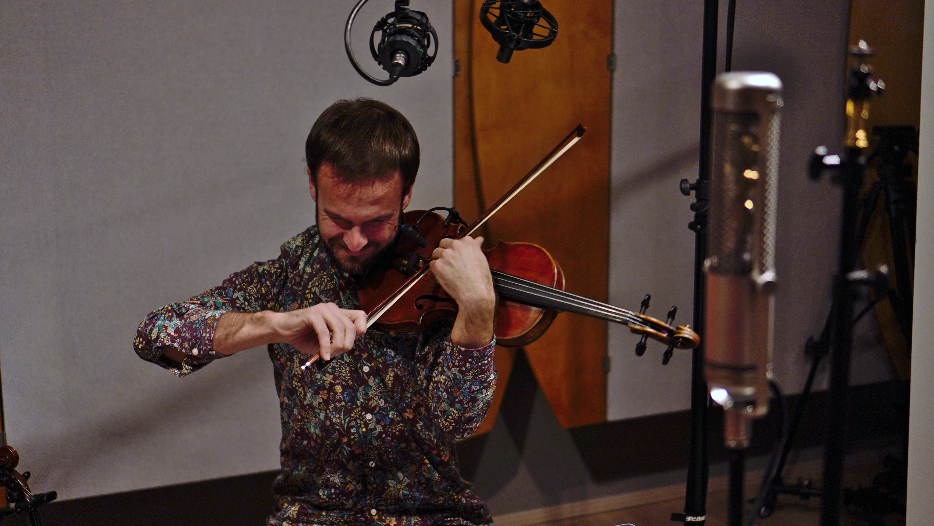 Playing violin in Wien