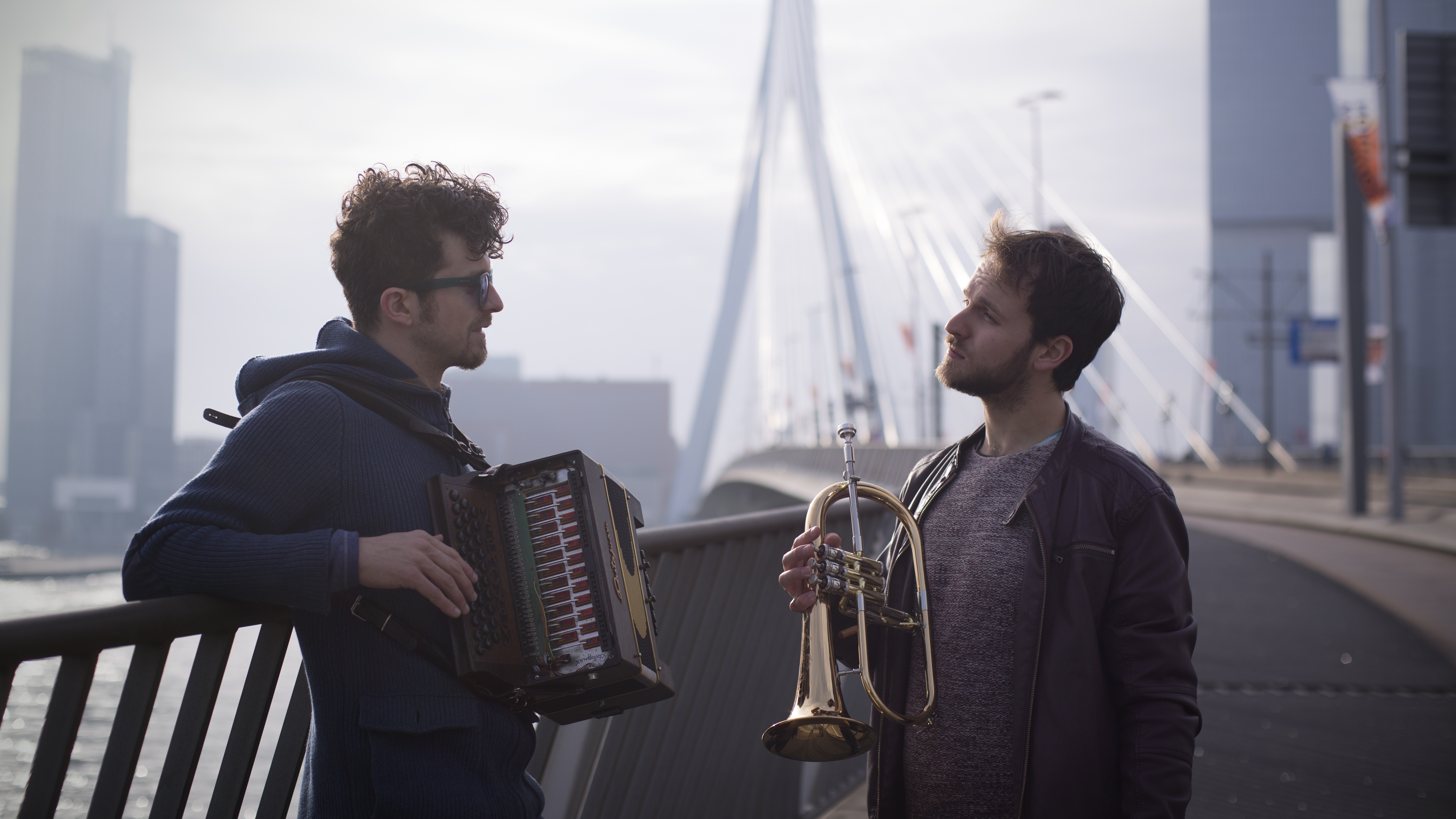 Playing by Erasmusbrug